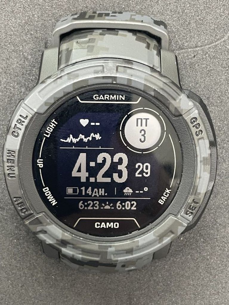 Купить Garmin Instinct 2 - Camo Edition Graphite Camo (010-02626-13) Б/У