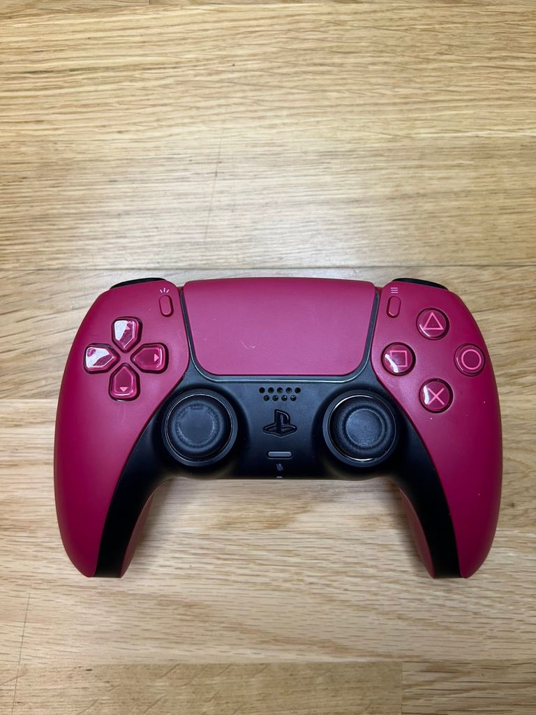 Купить Sony DualSense Cosmic Red (9828297) Б/У