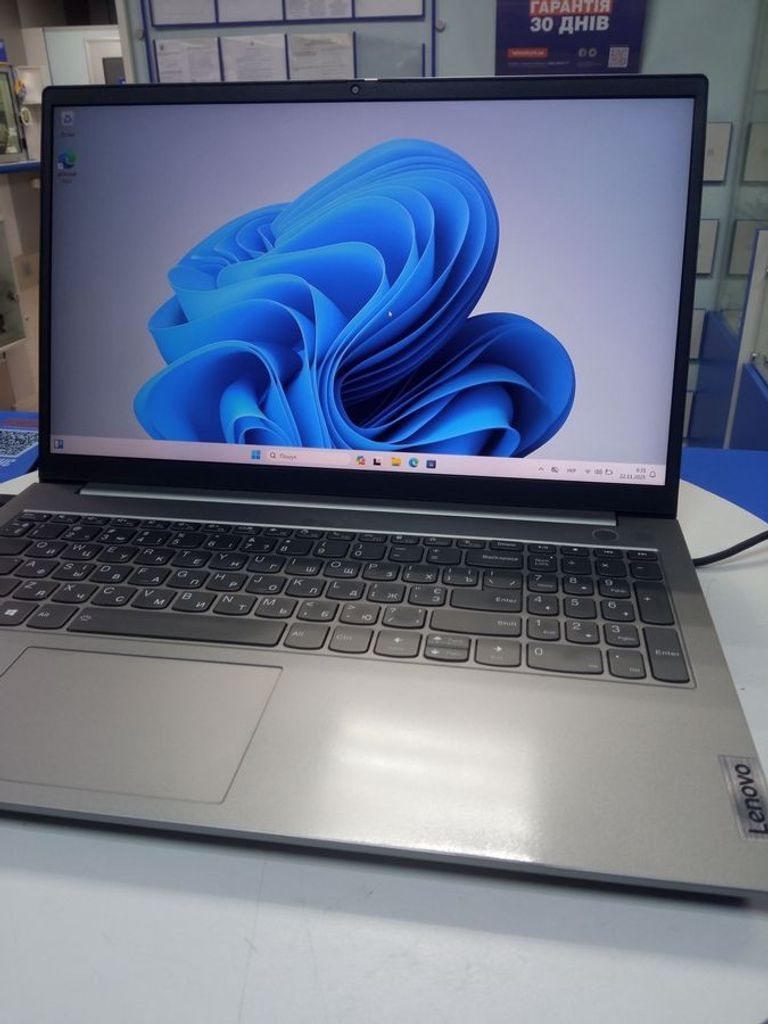 Купить Lenovo 15/ryzen 3 5300u ddr4/8gb ddr4/hdd *відсутній/ssd 250 gb/*інтегрована Б/У