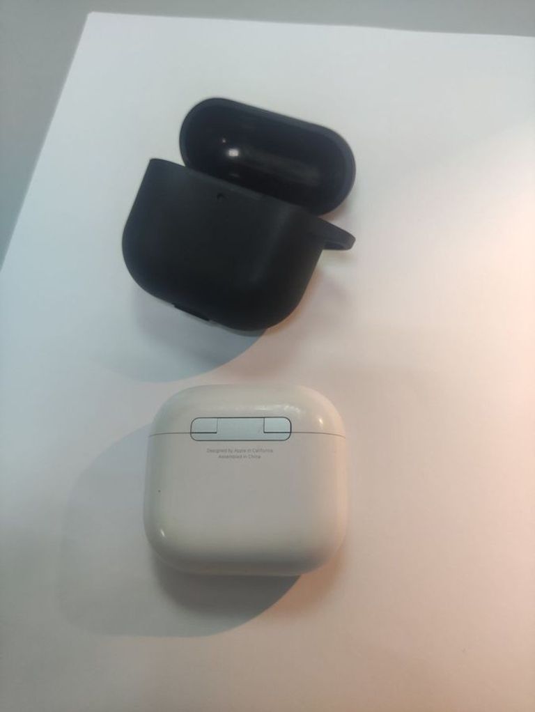 Объявление Apple airpods 4 with active noise cancellation Б/У