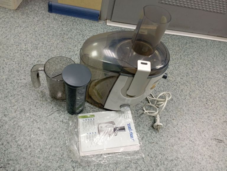 Дешиво Zelmer je 1000 с ломбарда