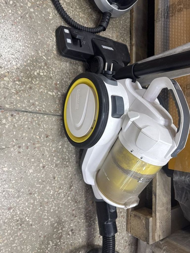 Купити Karcher vc 3 premium Б/У