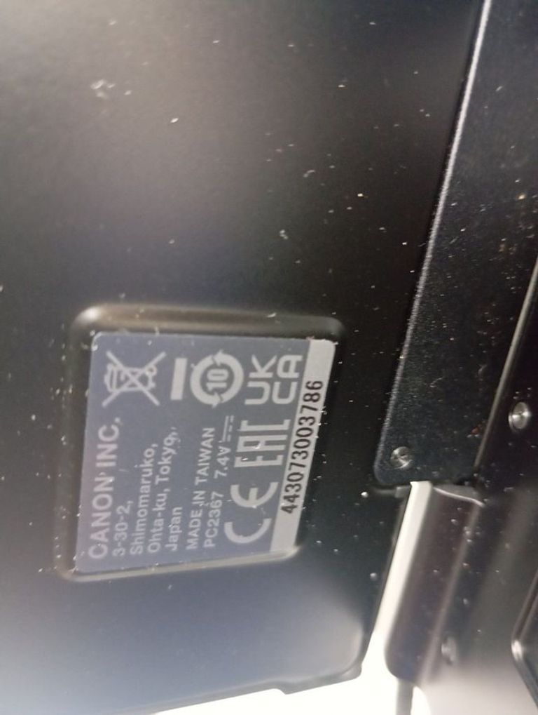 Дешево Canon eos m200 + 15-45 is stm з ломбарду