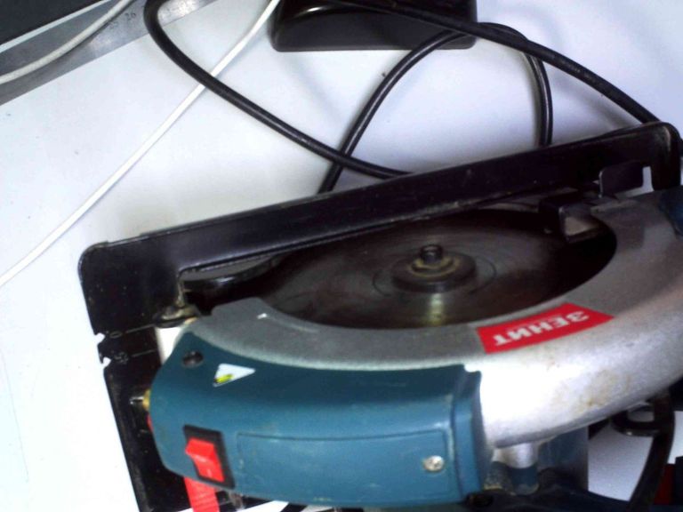 Дешиво Зенит ЗПЦ-1600 с ломбарда