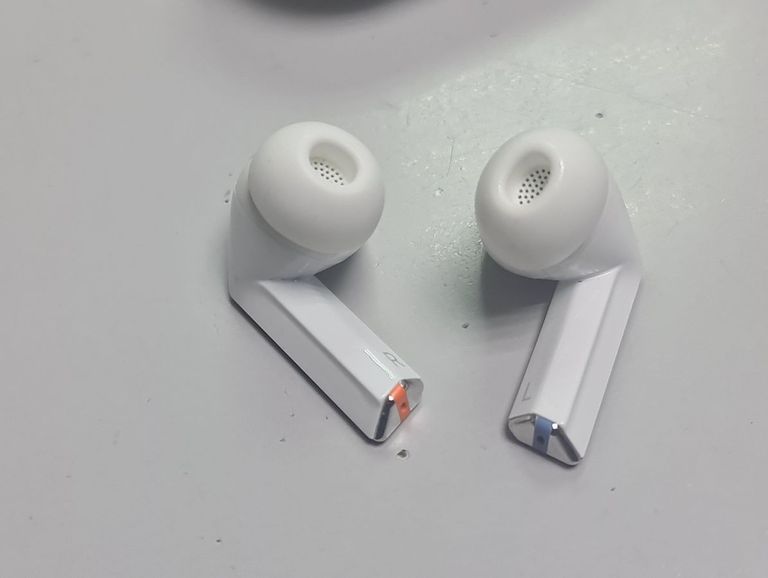 Дешиво Samsung Galaxy Buds 3 Pro с ломбарда