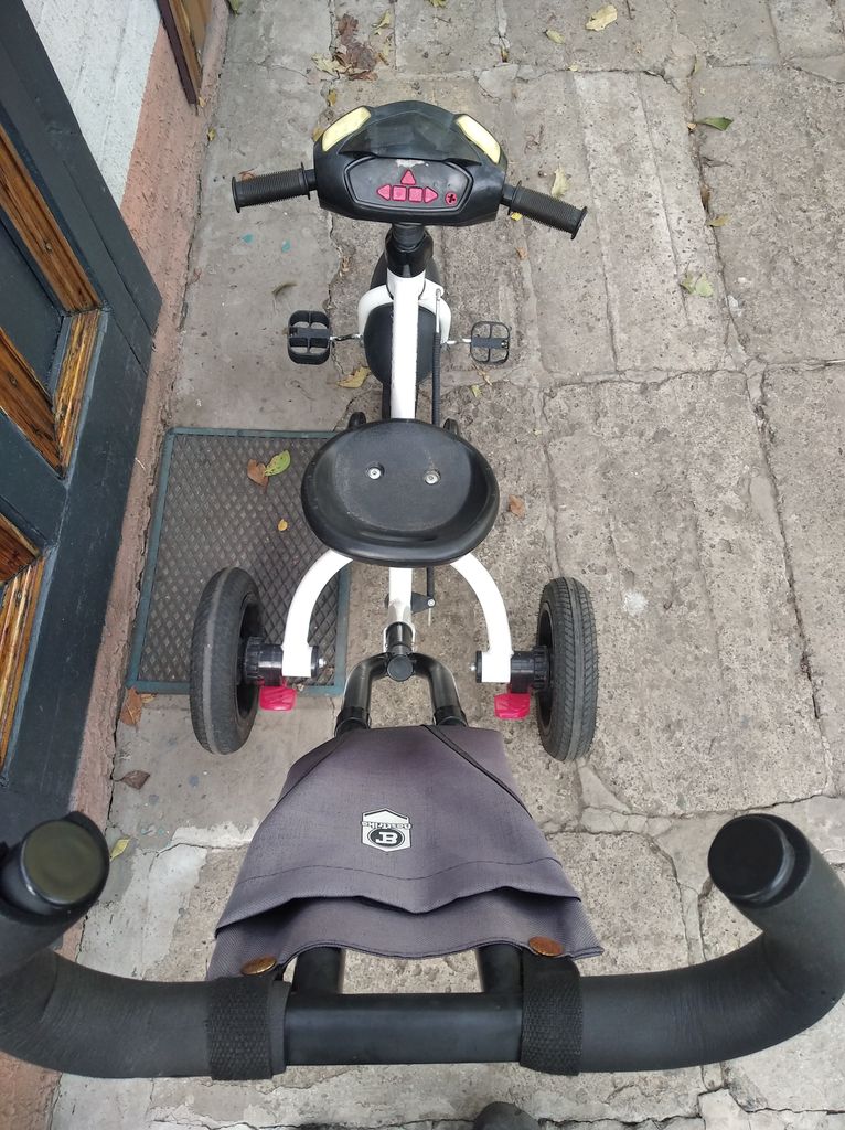 Дешево Besttrike з ломбарду