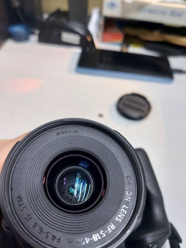 Купить Canon EOS R100 kit 18-45mm IS STM (6052C013) Б/У