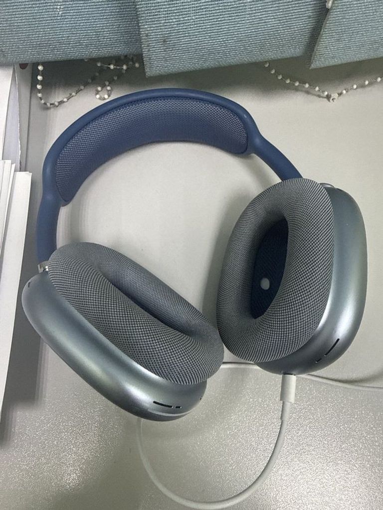 Купити Apple airpods max Б/У