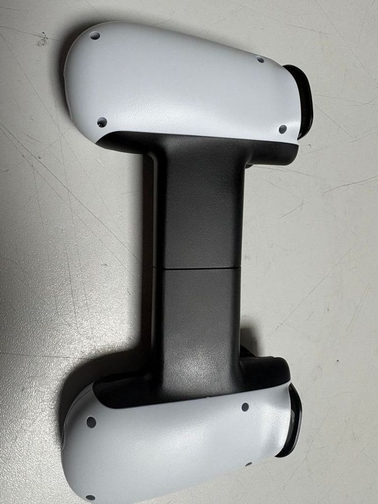 Оголошення Backbone One – PlayStation Edition for iPhone White Б/У