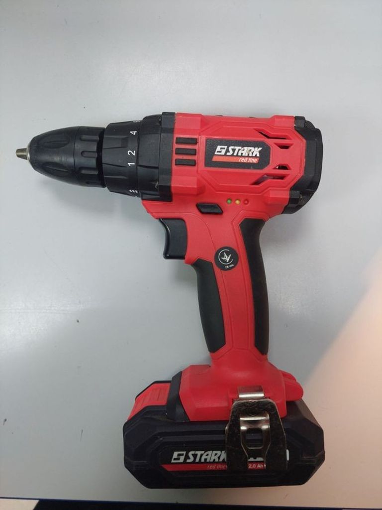 Дешиво Stark cd 18/2 li-lon с ломбарда