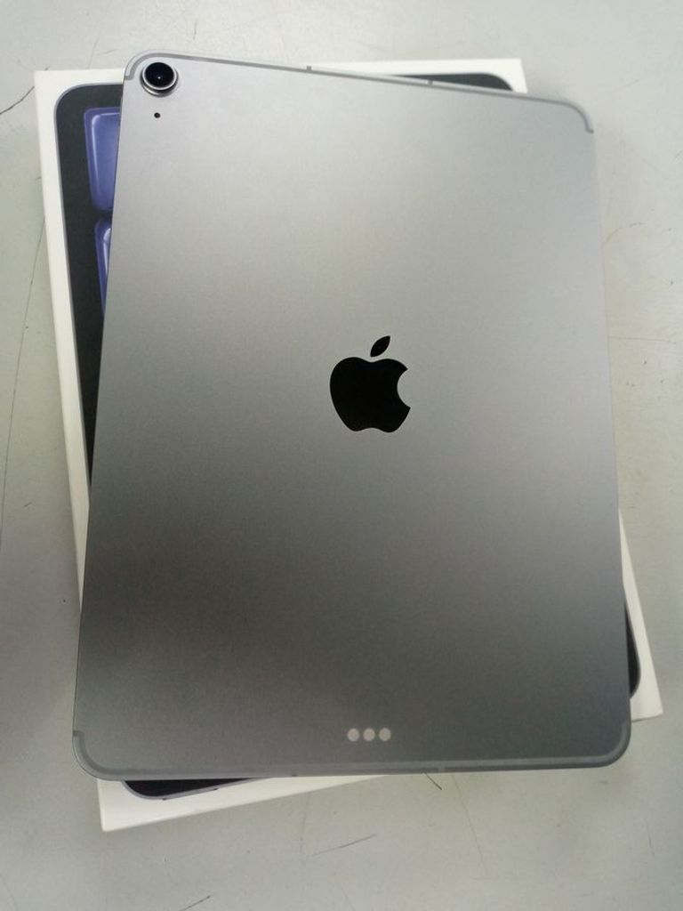 Купить Apple iPad Air 11 2025 Wi-Fi + Cellular 512GB Space Gray (MCG44) Б/У