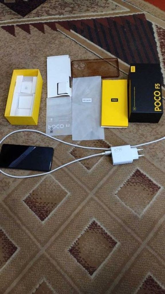 Купити Xiaomi Poco F5 12/256GB Black Б/У