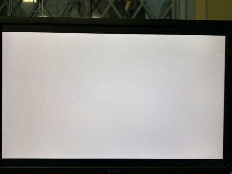 Дешиво Dell u2412m с ломбарда