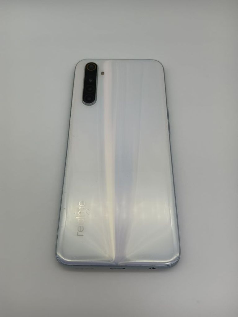 Розпродаж Realme 6 rmx2001 4/128gb, продавець Техноскарб