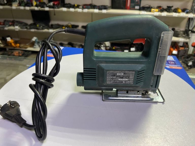 Купити Akita m1q-55 Б/У