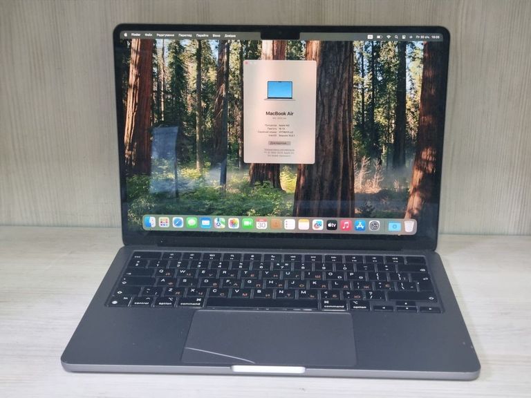 Оголошення Apple macbook air 13.6/ m2 / ram 16gb/ ssd 256gb/ gpu 8 core Б/У