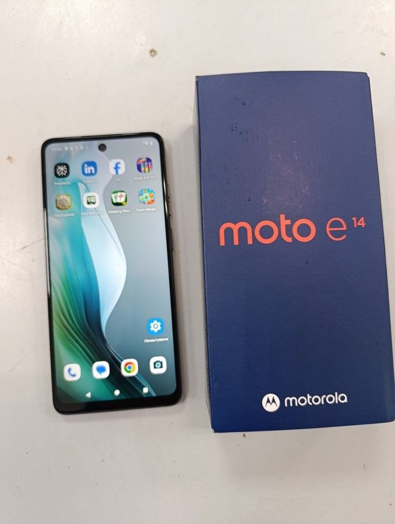 Оголошення Motorola moto e14 4/64gb Б/У