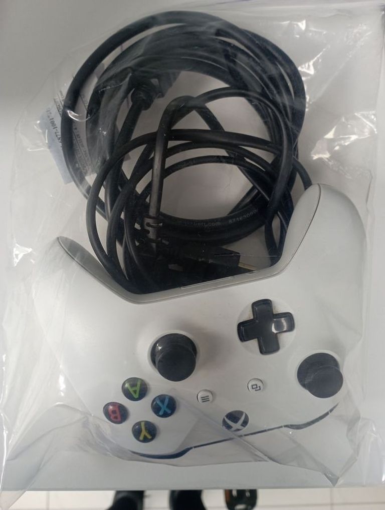 Розпродаж Microsoft Xbox One S 500GB, продавець Техноскарб