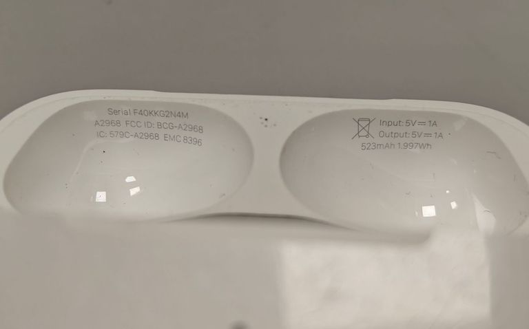 Apple airpods pro 2nd generation with magsafe charging case usb-c Код:01-200870532. Зображення 5