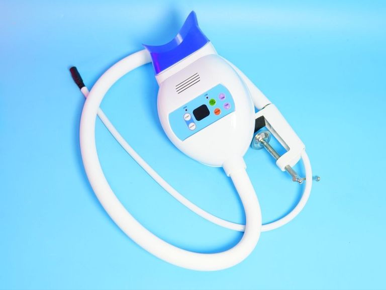 Купить LED з кріпленням на край стола Б/У