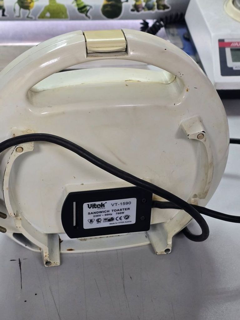 Купити Vitek vt-1590 Б/У