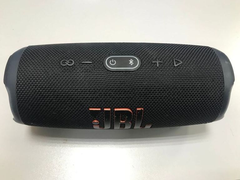 Купить Jbl charge 5 Б/У