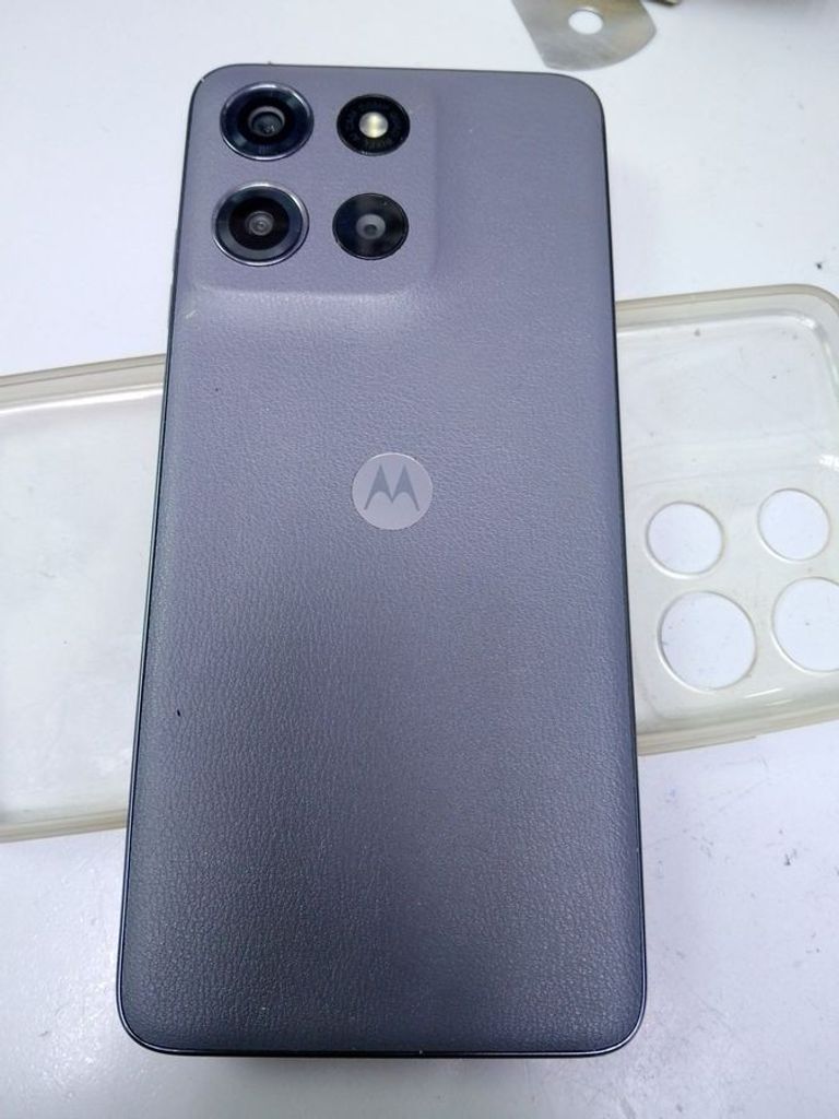 Дешево Motorola moto g15 power 8/256gb з ломбарду