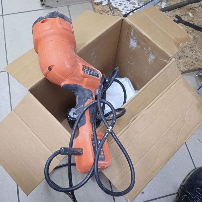 Купити Black&Decker hvlp200 Б/У