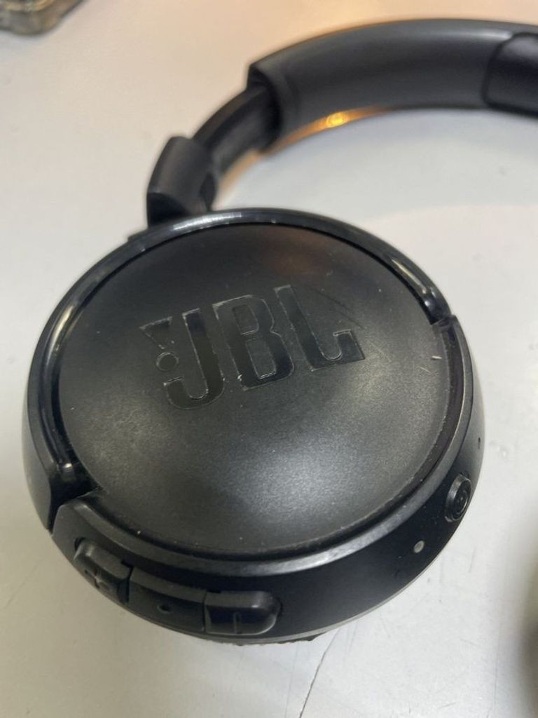 Дешево Jbl tune 510bt з ломбарду