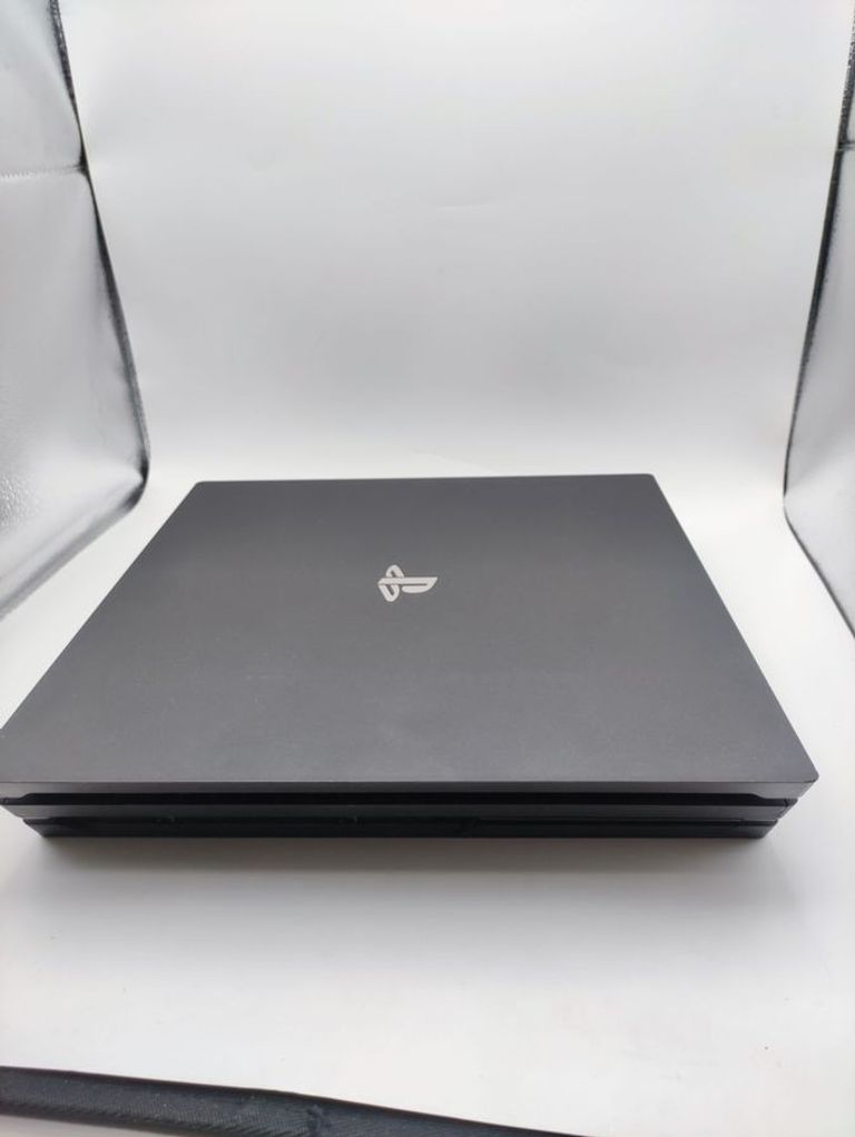 Sony playstation 4 pro Код:01-200918896. Изображение 6