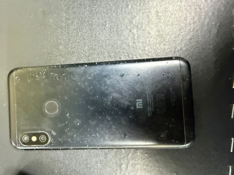 Xiaomi mi a2 lite 2/32gb Код:01-200919259. Зображення 6