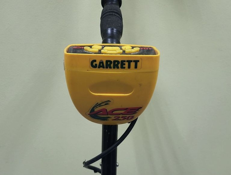 Оголошення Garrett ACE 250 Б/У