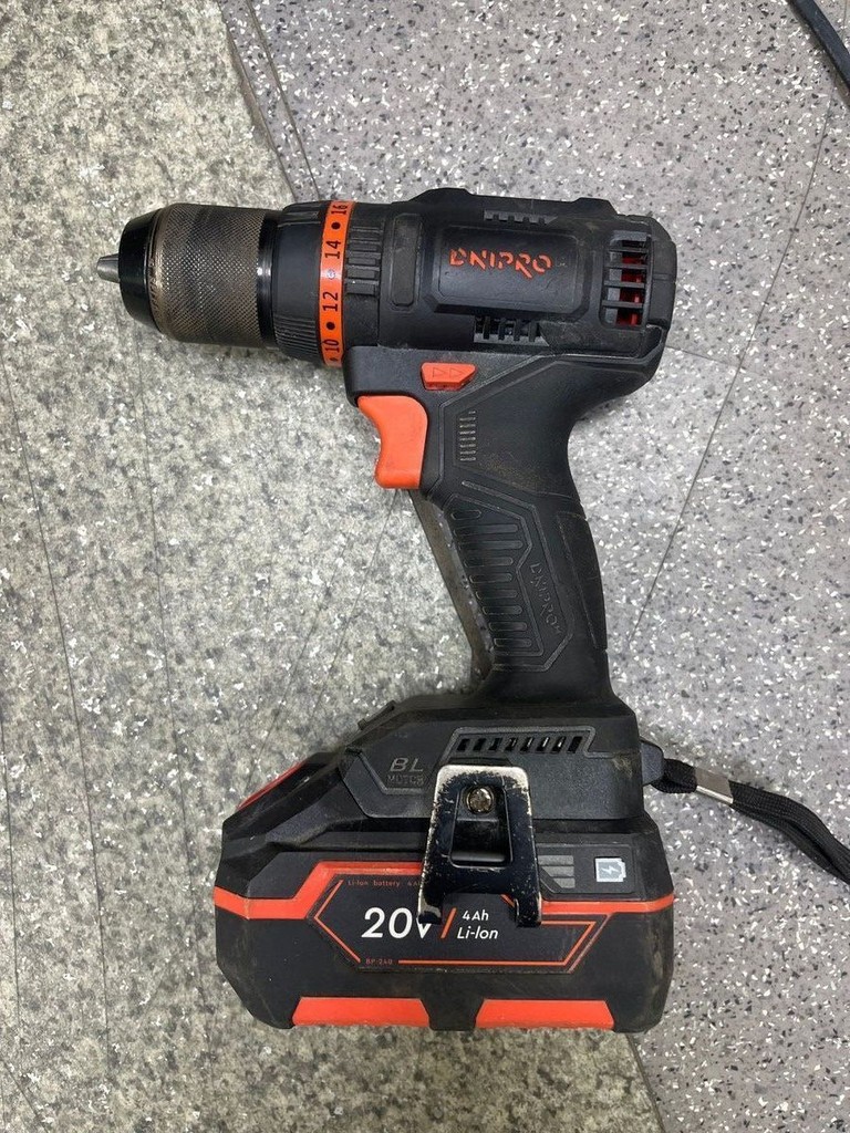 Купить Dnipro-M cd-201hbc compact 1акб 4ah зп Б/У