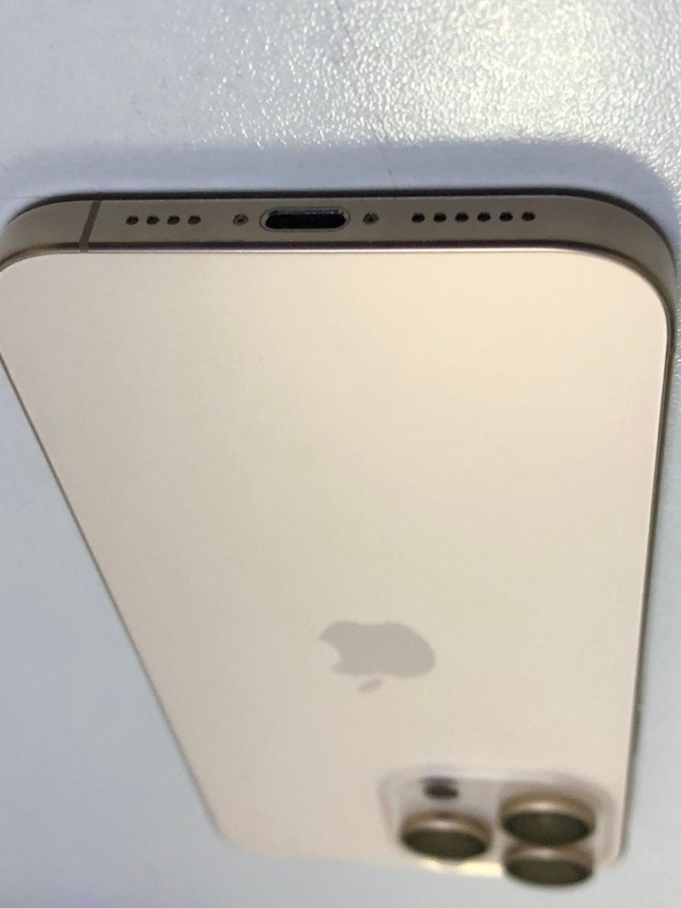 Дешево Apple iphone 16 pro max 256gb з ломбарду