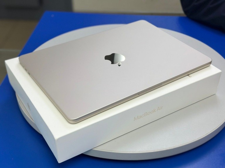 Apple macbook air 13.6/ m2 / ram 16gb/ ssd 256gb/ gpu 8 core Код:01-200938273. Зображення 7