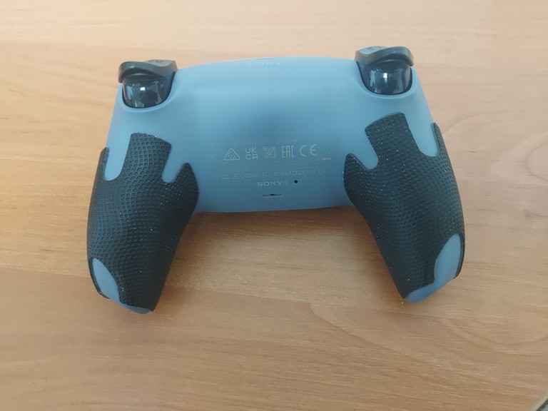Дешево PlayStation 5 DualSense з ломбарду