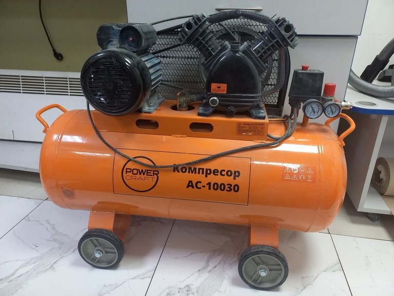 Купити Powercraft AC-10030 Б/У