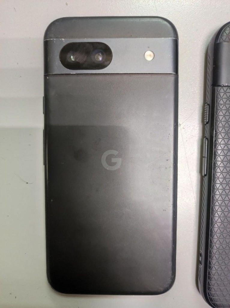 Оголошення Google pixel 8a 8/128gb Б/У