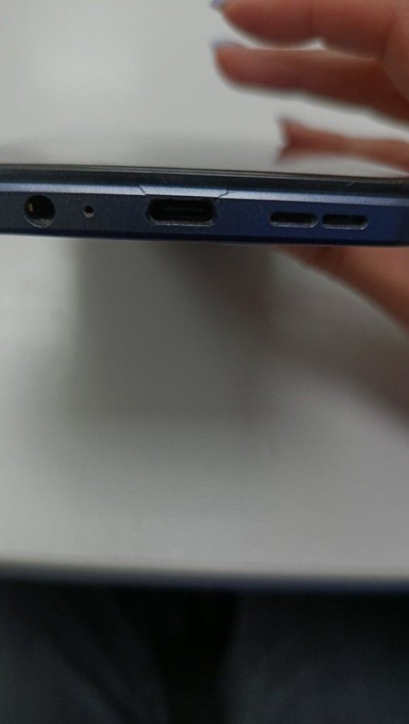 Дешиво Meizu Mblu 21 6/128GB Blue с ломбарда