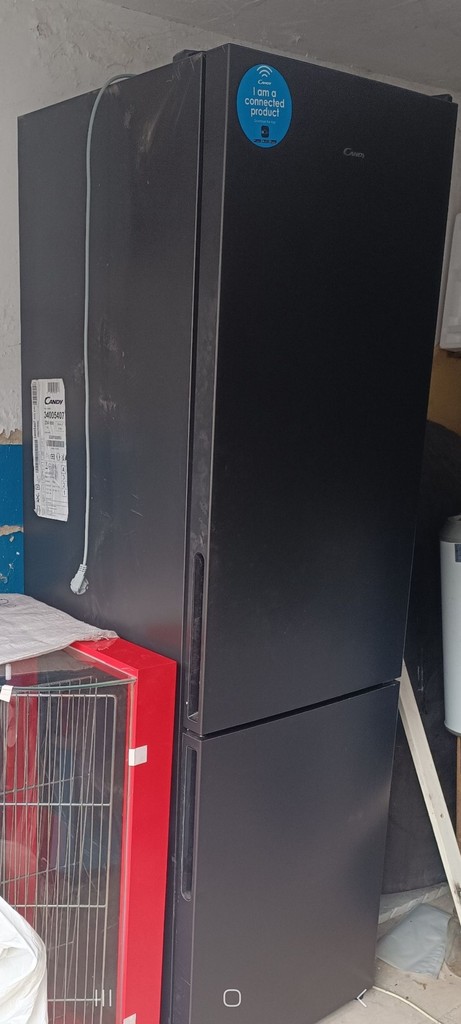 Дешиво CANDY CCE4T620EBU с ломбарда
