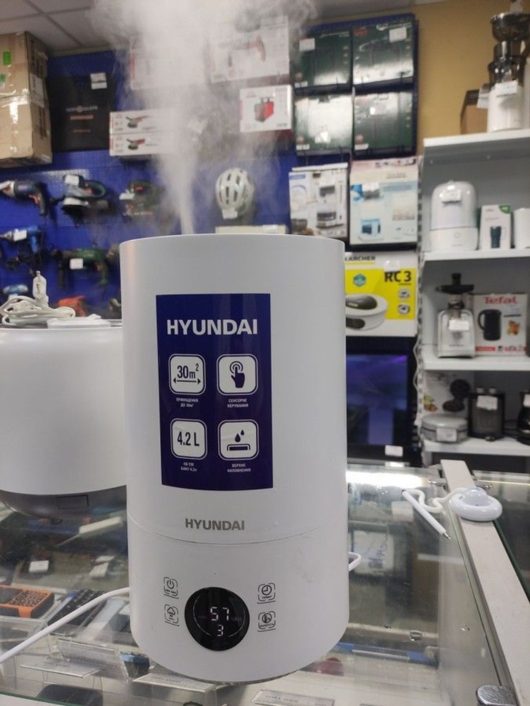 Купить Hyundai YEJI42KR Б/У