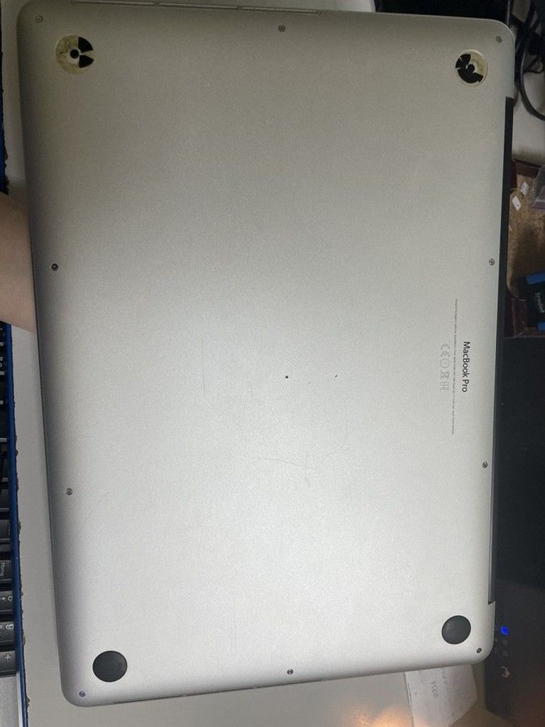 Купити Apple macbook pro a1398 15,4" core i7 2.2ghz/ram 16gb/ssd256gb/intel iris pro Б/У