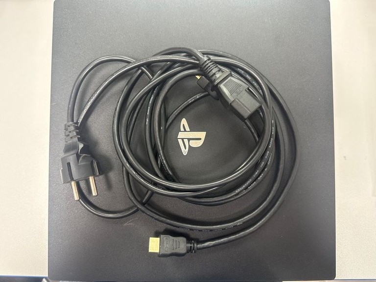 Sony playstation 4 1tb (2 джойстика) Код:01-201023965. Изображение 5