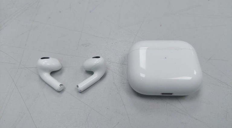 Оголошення Apple airpods 3rd generation Б/У