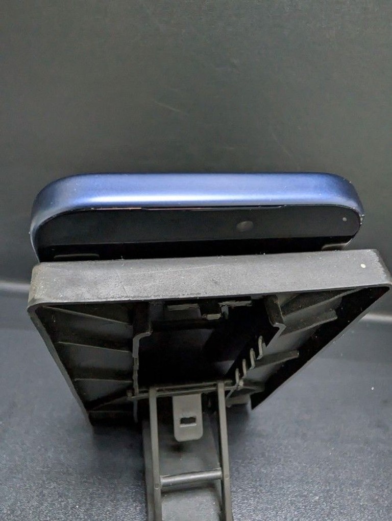 Apple iPhone 17 Pro 256GB Deep Blue (MG8J4) Код:01-201038904. Зображення 6