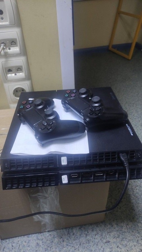 Оголошення  Sony PlayStation 4 Slim 1TB Black Б/У