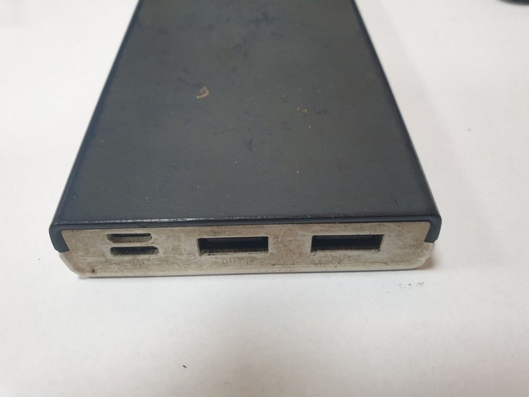 Дешиво Hoco 10000 mah с ломбарда