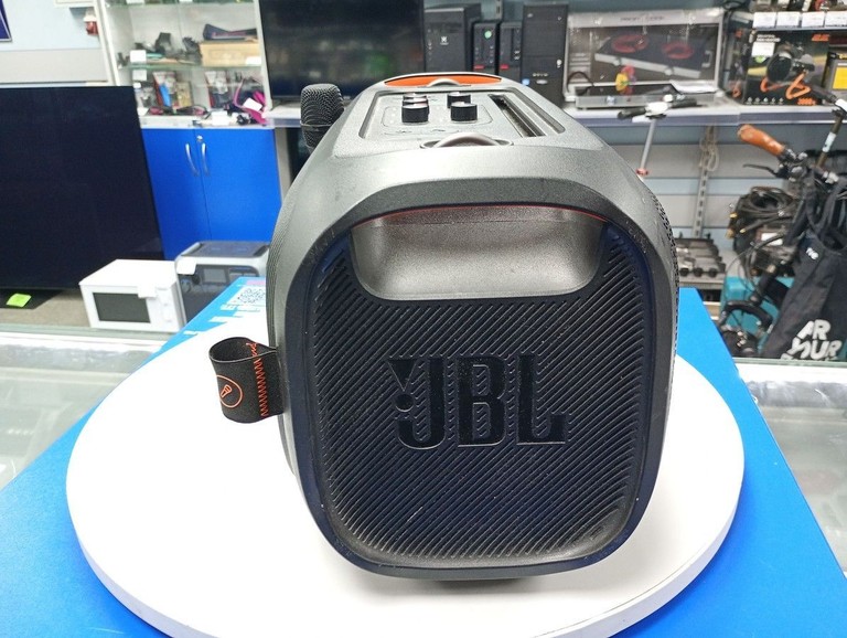 Розпродаж Jbl partybox on the go essential, продавець Техноскарб