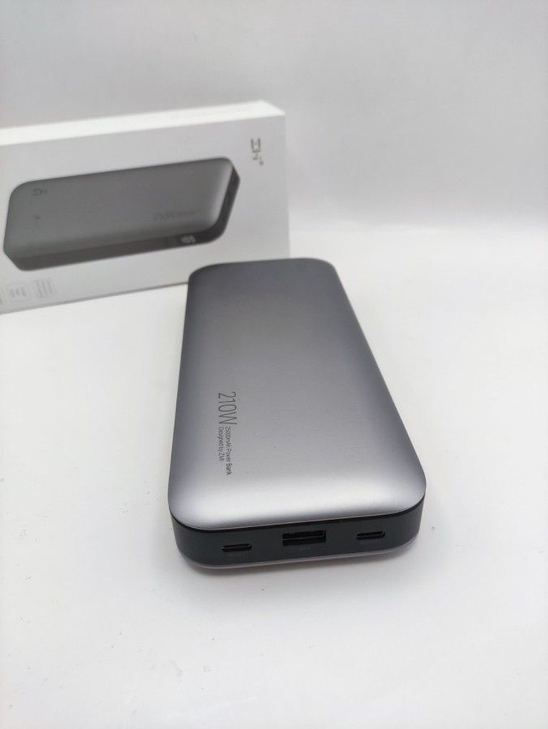Розпродаж Zmi no.20 25000mah 210w backup battery qb826g, продавець Техноскарб