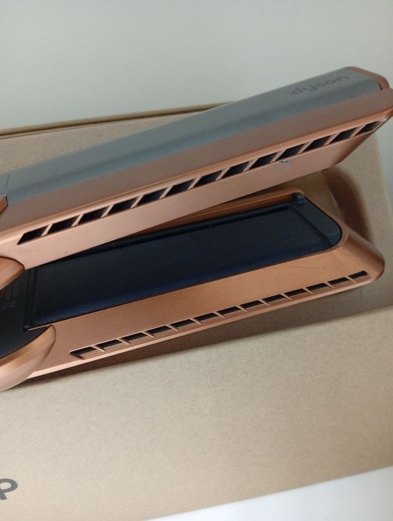 Дешево Dyson airstrait ht01 nickel/copper з ломбарду